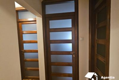 Apartament cu 3 camere decomandat în Zorilor - 9