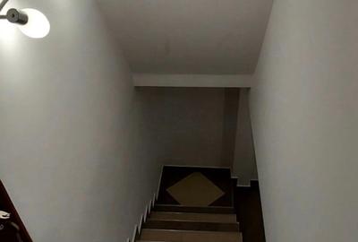 Casă cu 6 camere în Podu Iloaiei - 4