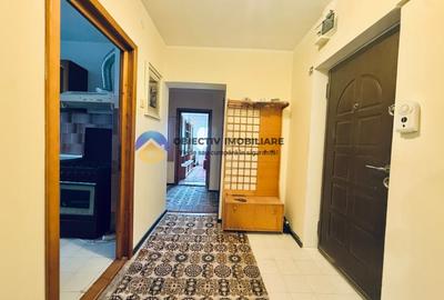 Apartament cu 3 camere decomandat în Dărmănești - 1