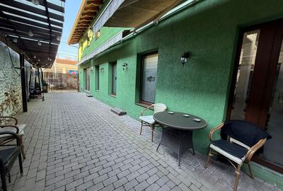 Spațiu comercial, de 400 mp, în Central - 8