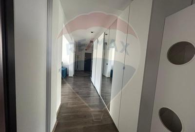 Apartament cu 2 camere decomandat, mobilat în Tractorul - 11