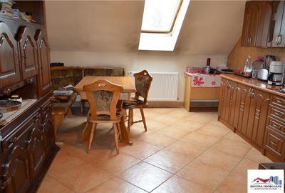 Casa si Spatiu Comercial de Zona Semicentrala - 4