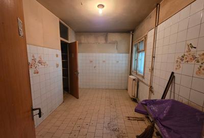 Bucur Obor, Mosilor, 5 minute metrou, bloc 1980, 2 grupuri sanitare - 3