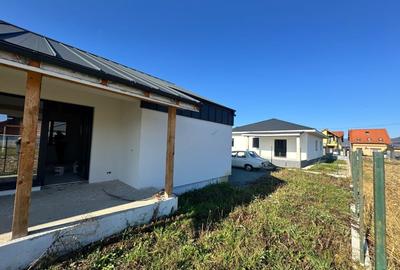 Casa noua, semifinisata -  aproape de oras! - 4