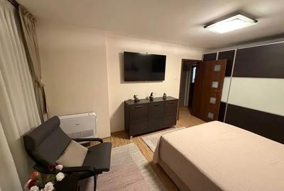 Apartament cu 3 camere decomandat, mobilat în Drumul Taberei - 4