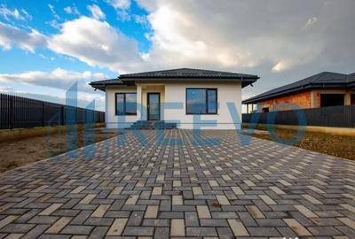 Casă cu 3 camere cu Teren 495 Mp în Lilieci - 3