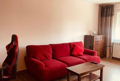 Apartament cu 3 camere decomandat, mobilat în Eroii Revoluției