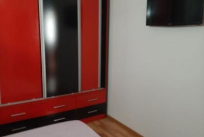 Apartament cu 3 camere decomandat în Central - 1