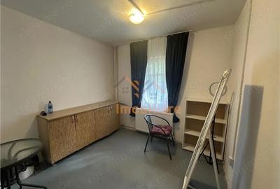 USCATORIE | ETAJ PARTER | ZONA CALEA ARADULUI | ORADEA | BIHOR - 1