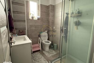 Casă cu 4 camere în Săbăreni - 17