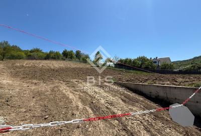 Teren Construcții intravilan de 1200 mp, în Central - 2