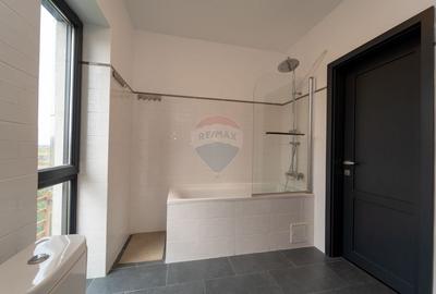 Casa tip duplex de vanzare in Cristian - 4 camere - 7