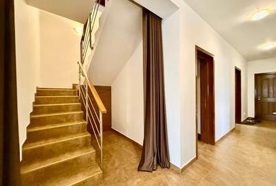 Casă individuală cu 6 camere cu Canalizare în Odăi - 13