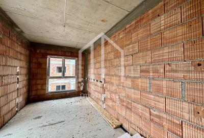 Duplex cu 4 camere cu Canalizare în Gușterița - 9