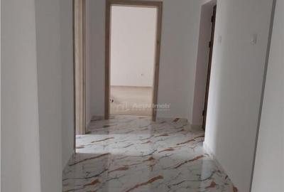 Apartament 2,5 camere - centru Brasov - 1