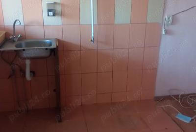 Apartament cu 3 camere decomandat în Central - 9