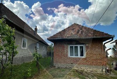 CASA cu PRIVELISTE- Somcuta - 2