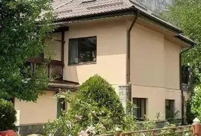 Casă cu 5 camere cu Teren 422 Mp în Zamora