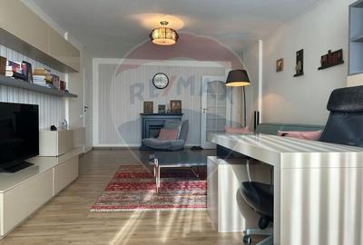 De vanzare apartament de lux pe Blvd. Decebal - 10