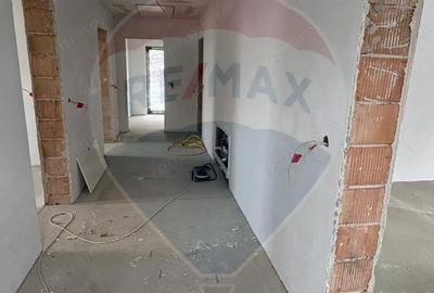 Casă cu 2 camere cu Teren 822 Mp în Central - 8