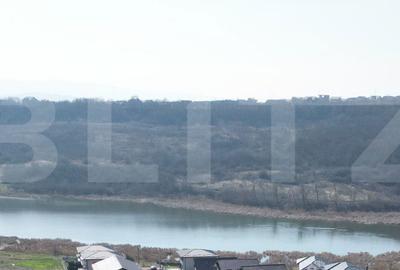 Teren de 800 mp, în Miroslava
