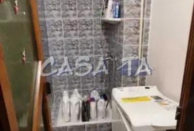 Apartament cu 3 camere decomandat în Central - 1