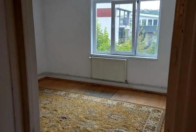 Apartament cu 3 camere decomandat în Central - 5