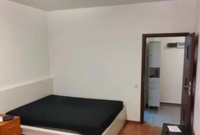 Garsonieră decomandată în Apărătorii Patriei - 1
