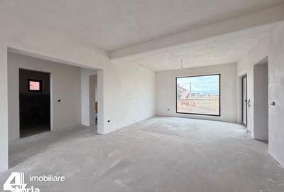 Casă cu 4 camere cu Teren 500 Mp în Central - 10
