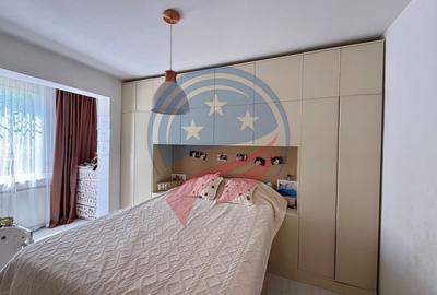 Apartament cu 3 camere semidecomandat, mobilat în Craiovița Nouă - 2