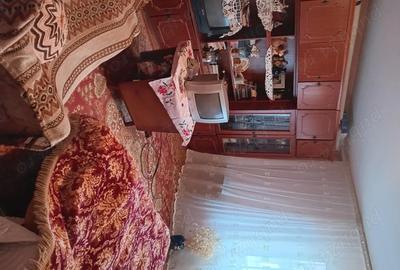 Casă cu Teren 790 Mp în Vlădești - 2