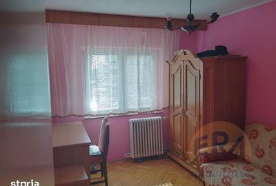 Apartament cu 3 camere decomandat în Calea Aradului - 2