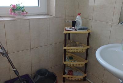 Spațiu comercial, de 60 mp, în Central