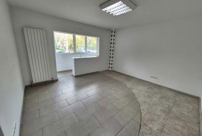 Spațiu comercial, de 38 mp, în Drumul Taberei - 2