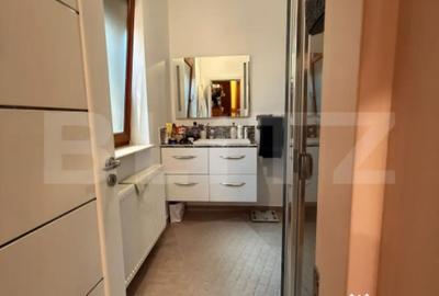 Casă cu 4 camere cu Teren 750 Mp în Central - 3