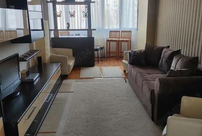 Apartament cu 3 camere decomandat în Diamant - 2