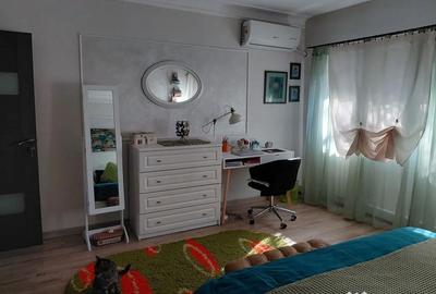 Casă cu 3 camere cu Teren 179 Mp în Central - 11