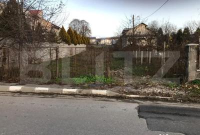 Teren de 838 mp, în Central - 1