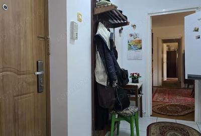 Apartament cu 3 camere semidecomandat în Zamfirescu - 9