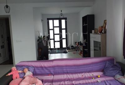 Duplex cu 5 camere cu Canalizare în Jucu de Mijloc - 3