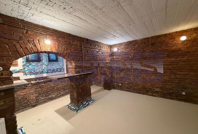 Casă individuală cu 8 camere cu Canalizare în Capitale - 32