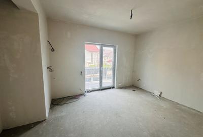 Duplex cu 5 camere cu Canalizare în Roșu - 8