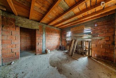 Casă la roșu de vânzare  in Vinga - 20