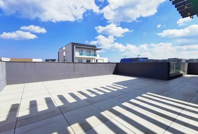 Apartament cu 2 camere semidecomandat, mobilat în Est