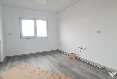 Casă cu 4 camere cu Canalizare în Tărlungeni - 1