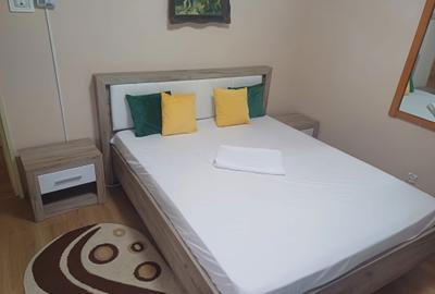 Apartament cu 3 camere semidecomandat în Central - 6