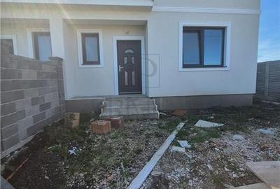 Duplex cu 4 camere cu Canalizare în Aeroport - 4