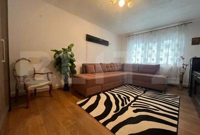 Apartament cu 3 camere decomandat în Micro 12 - 2