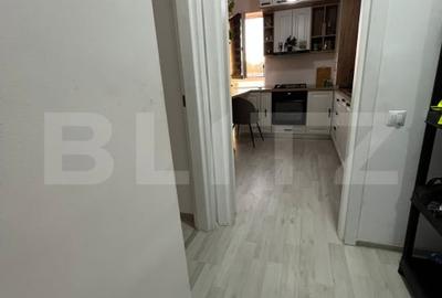 Apartament de vanzare, cu 3 camere, 80 mp, zona Sud - 20