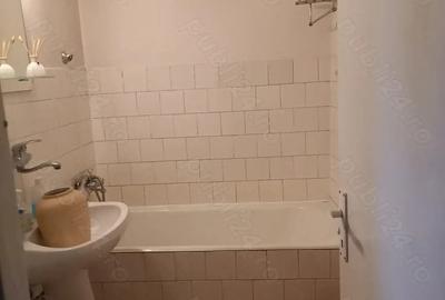 Apartament cu 3 camere decomandat în Central - 3